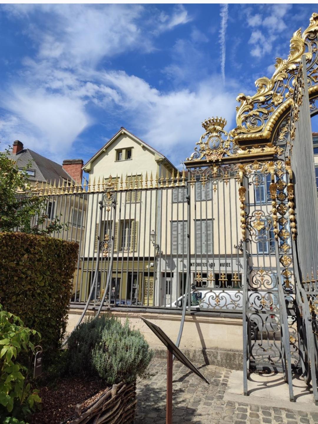 Appartement Cosy Tout Confort トロワ エクステリア 写真