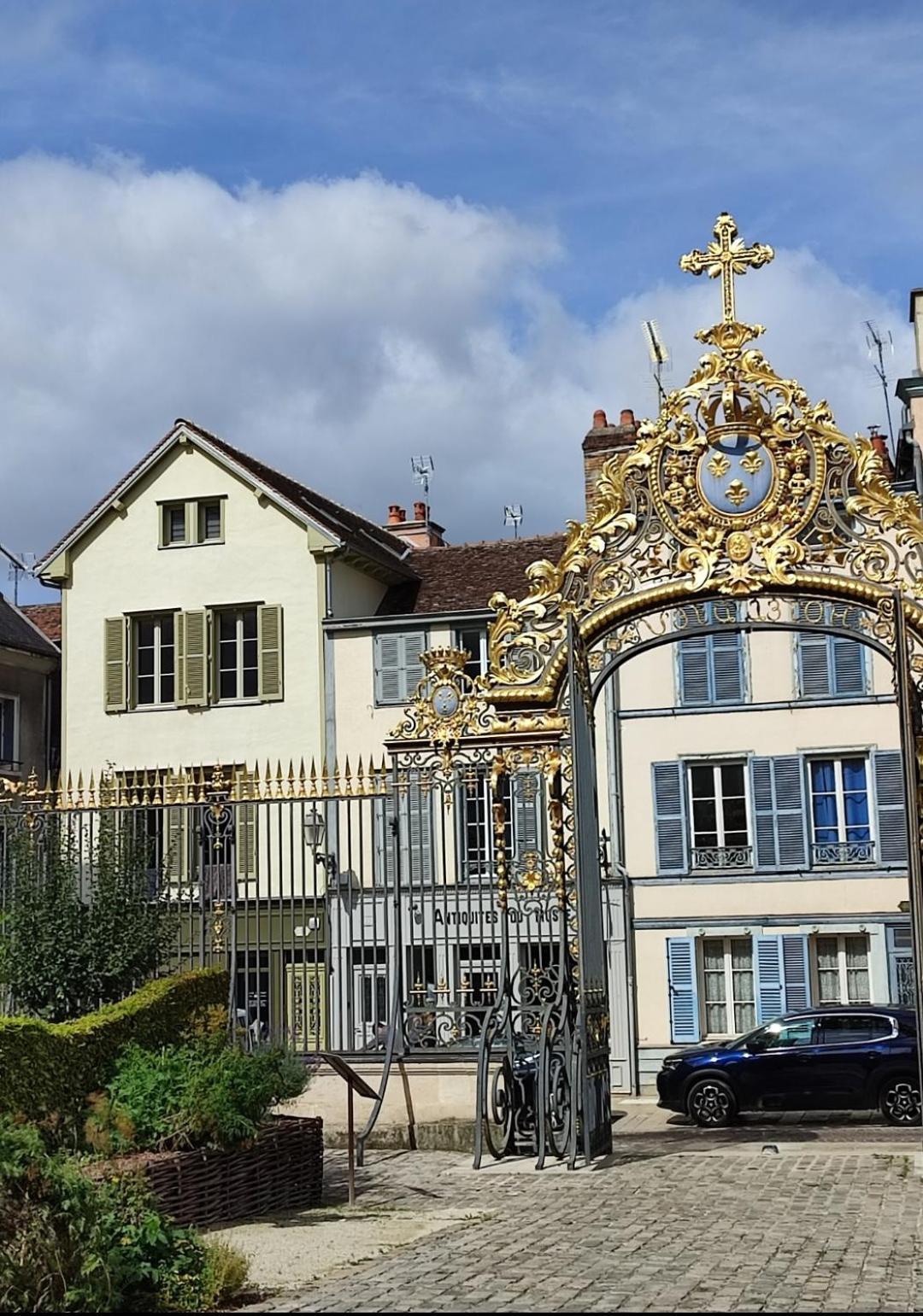 Appartement Cosy Tout Confort トロワ エクステリア 写真